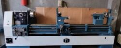 Torno Nardini NDT 650 de 2200 mm Carcaceiro