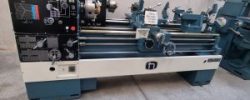 Torno Nardini ND 250 BE de 1700 mm entre pontas